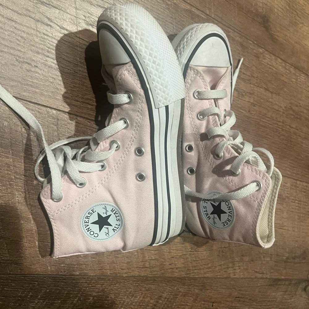Kids Pink High-Top Platform Converse Sneakers size 1Y - Picture 2 of 4